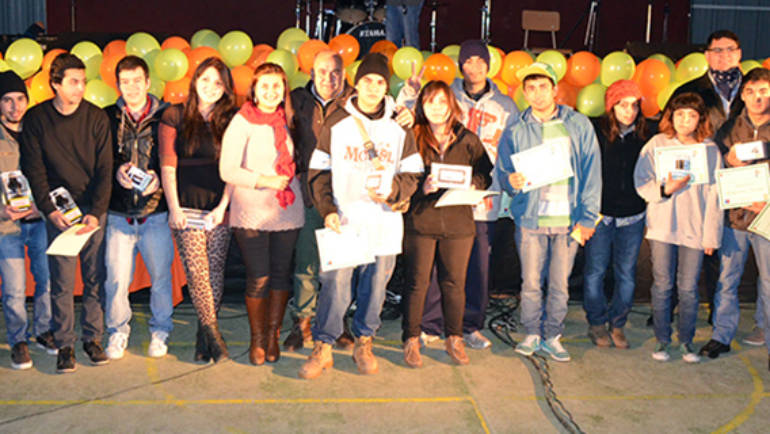 Jóvenes de Santa Juana disfrutaron del II Festival de Expresiones juveniles