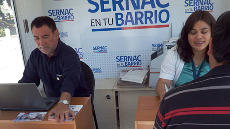 Móvil SERNAC llegó a la comuna de Santa Juana