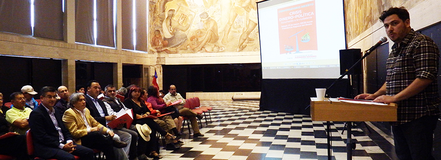 Alcalde Castro participó de Conversatorio “Crisis dinero-política”