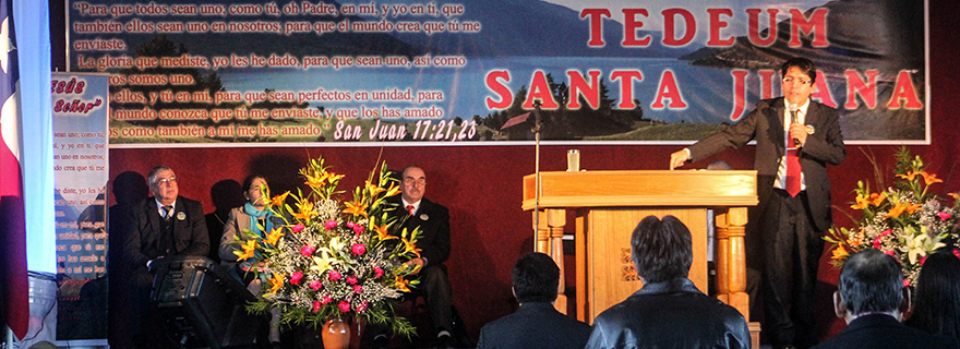 Cientos de personas participaron en tradicional Tedeum Evangélico