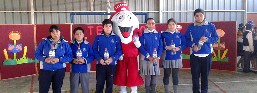 Lanzan campaña Teletón 2015 en Escuela Recaredo Vigueras Araneda