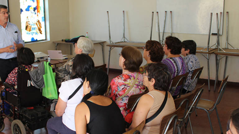 Fosis implementa Programa de Microemprendimiento Inclusivo en Santa Juana