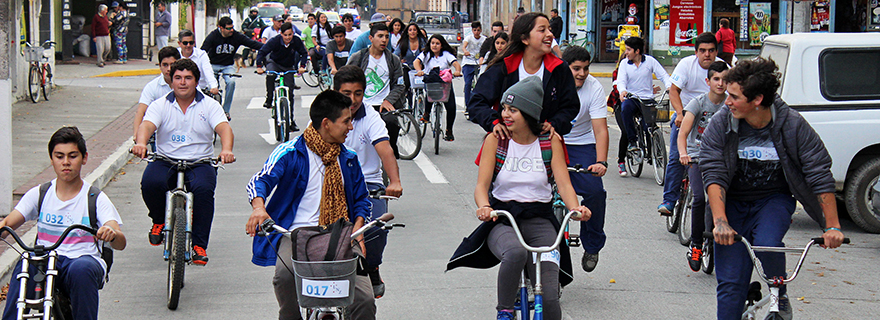 Cicletada Familiar del Liceo Nueva Zelandia se tomó las calles de Santa Juana