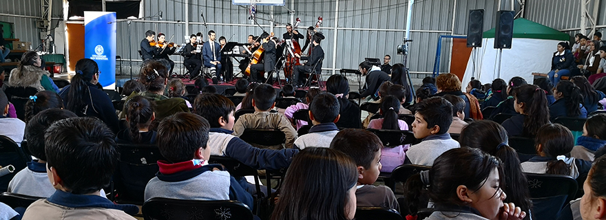 Orquesta de la Universidad San Sebastián presentó atractivo concierto para los más pequeños